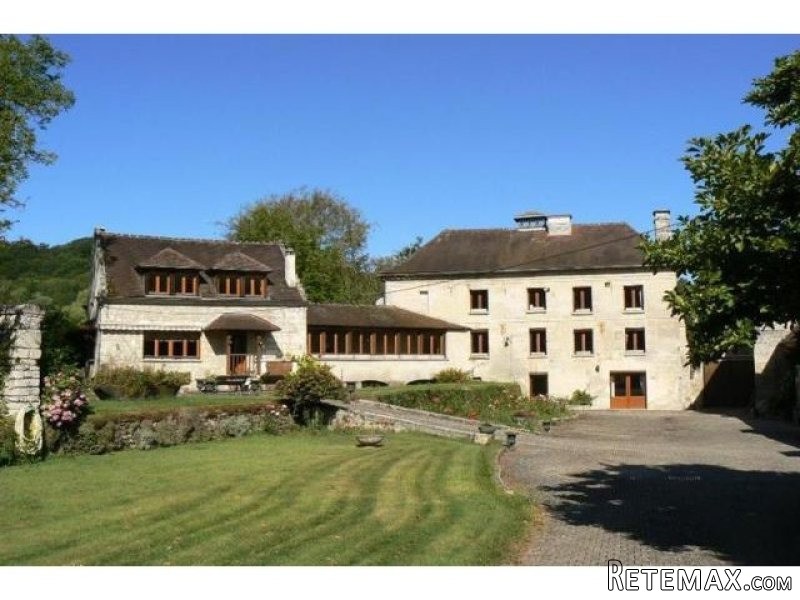 8 bedroom House For Sale: 60200 OISE