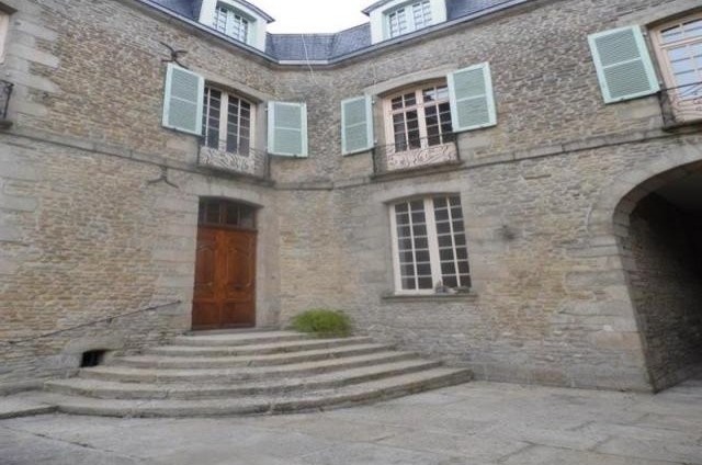 4 bedroom Character For Sale: 56350 LA.. - 2