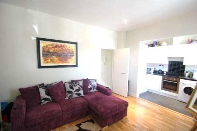 1 Bed Flat/Apartment To Let in London