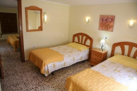 4 Bedrooms 2 Bathrooms Villa Javea -.. - 2