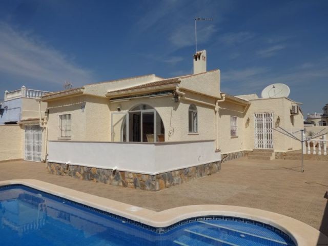 Detached for sale 239.950 € Costa..