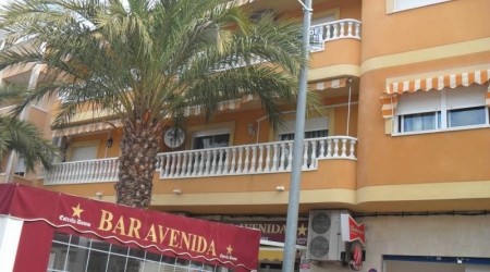 Resale · Apartment · Spain · Costa Bl..