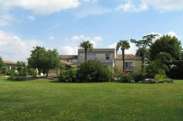 4 bedroom Character For Sale: 33000.. - 2