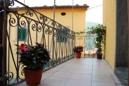 Village/town House - For Sale - Bagni..