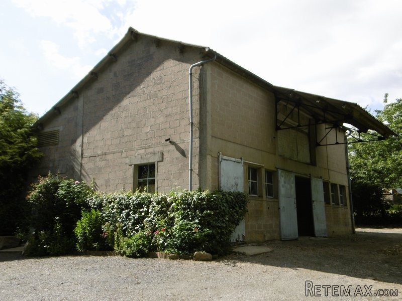 Large Barn to Renovate, Great Project