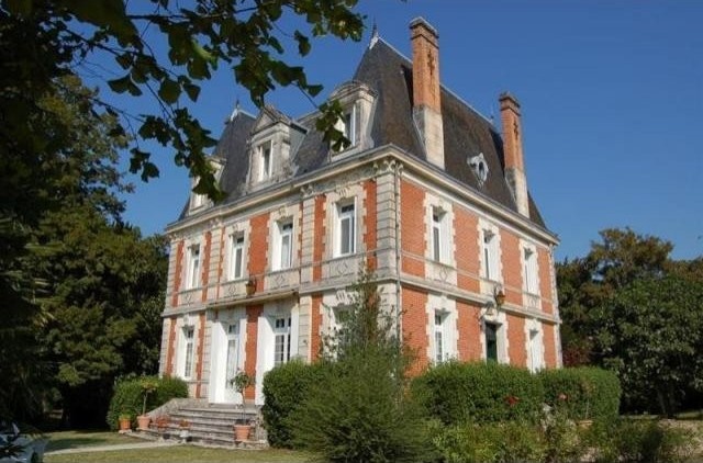 7 bedroom Castle For Sale: 16210..