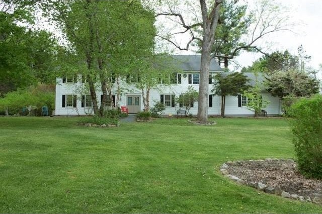 4 bedroom Residence For Sale: Stanford..
