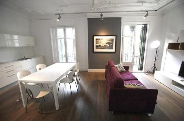 5 bedroom Flat For Sale: BARCELONA.. - 2