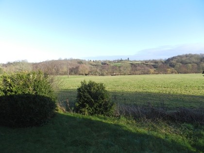 Lovely village property to renovate - 2