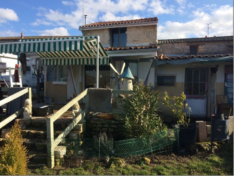 Stone House For Sale Taillebourg - 2