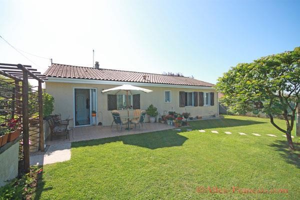 Chef Boutonne / Deux Sevres. 3 bedroom..