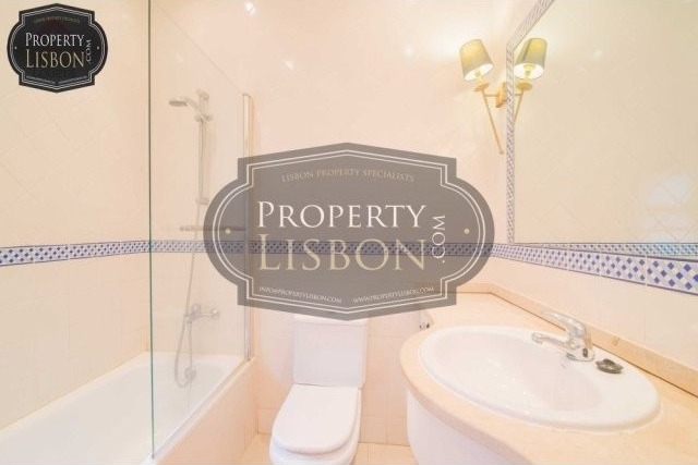 Fully Furnished T1 Lisbon Apartment for..