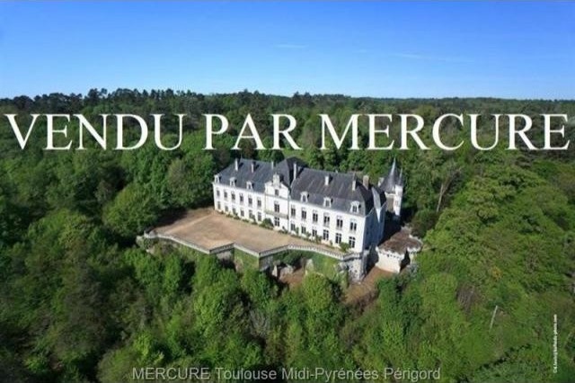 12 bedroom Castle For Sale: 24000..