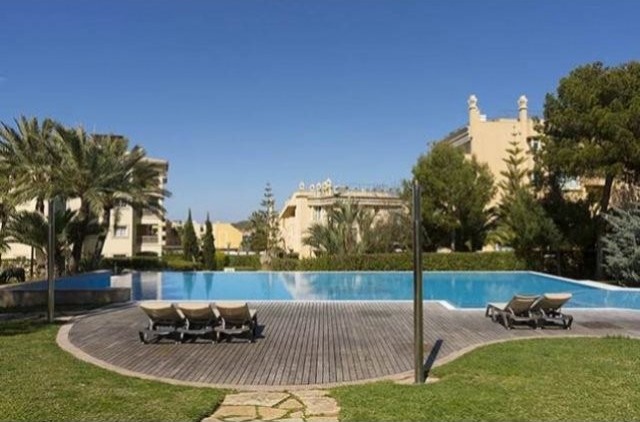 Beautiful Ground Floor Apartment Near.. - 2