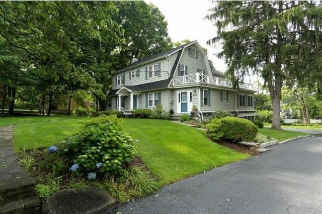 4 bedroom Residence For Sale: Cortlandt..