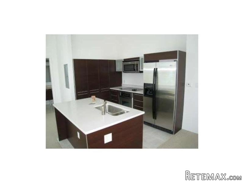 1900 North Bayshore Dr, Unit 909..