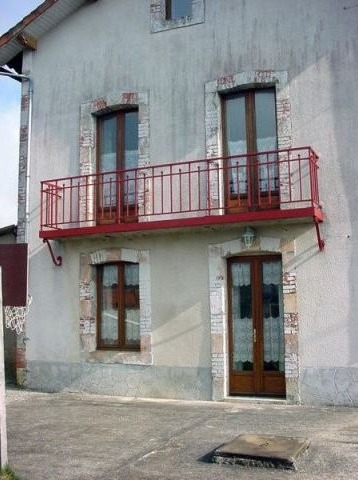 MAISON DE BOURG RENOVEE (4chbrs) AVEC.. - 2