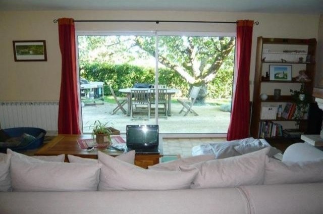 3 bedroom House For Sale: 86000 35 KM..