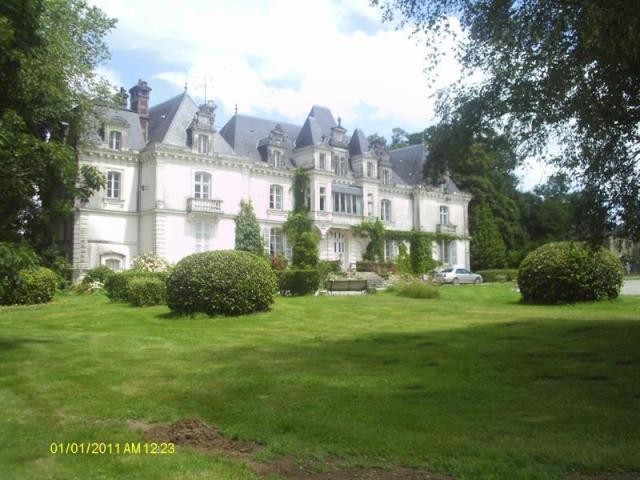 16 bedroom Castle For Sale: 49000 ANGERS