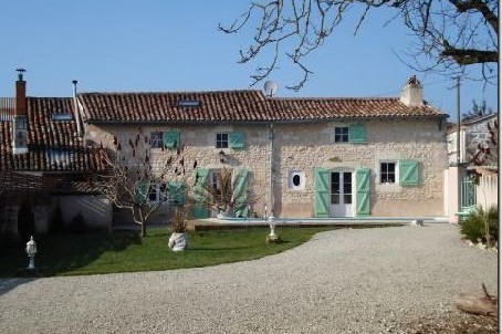 Pretty Stone House With 2nd House And.. - 2