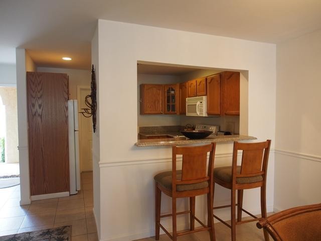 Apartment/townhouse - A lovely condo.. - 2
