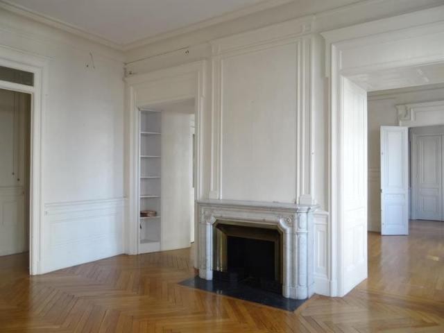 3 bedroom Flat For Sale: 69002 LYON