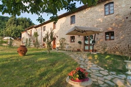 Large Property Near Assisi With 9..