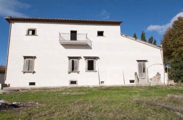 Rustic / Farmhouse / Court for sale in..