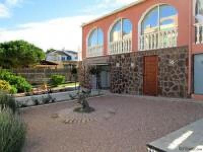 3 Bedrooms - Villa - Alicante - For Sale