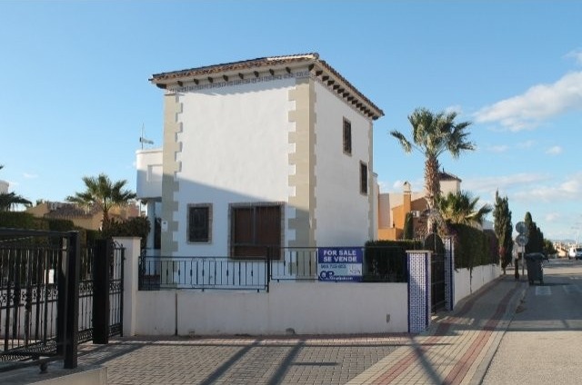 BEAUTIFUL DETACHED VILLA