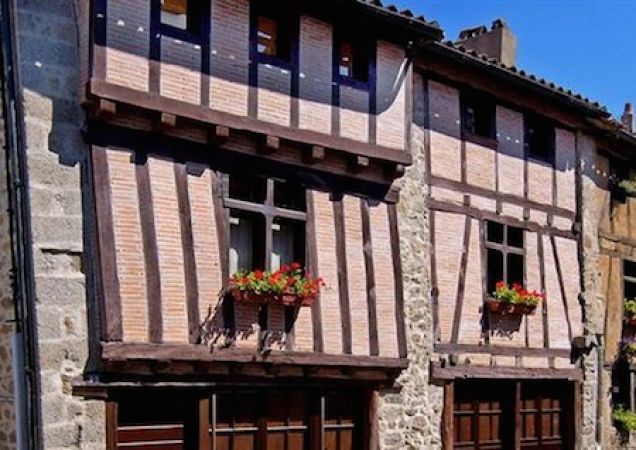 5 Bedroom Character House, Great..