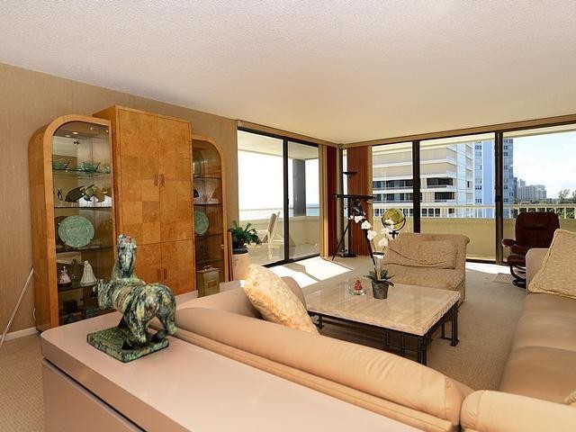 2 bedroom Residence For Sale: Singer.. - 2