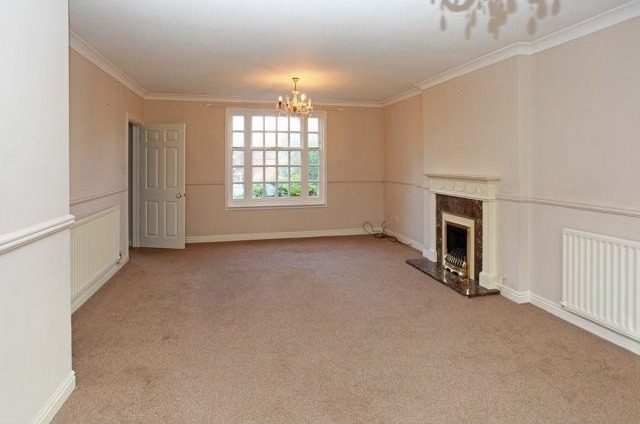 Four Bedroom Detached House in.. - 2