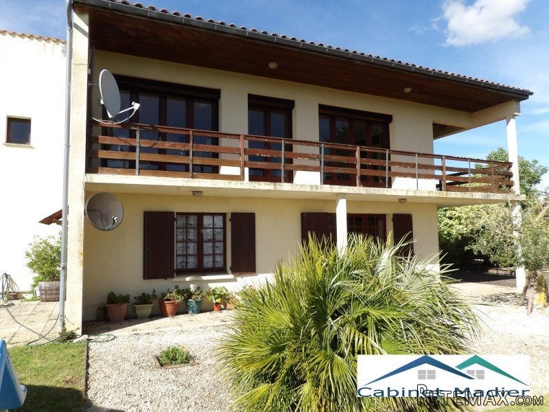 4 Bedrooms - Stone House -..