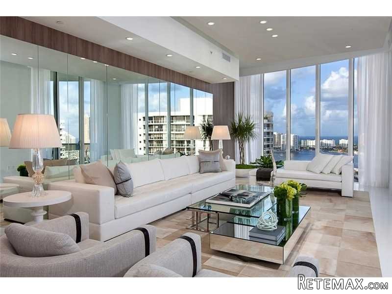 4 bedroom Flat For Sale: 4100 Island..