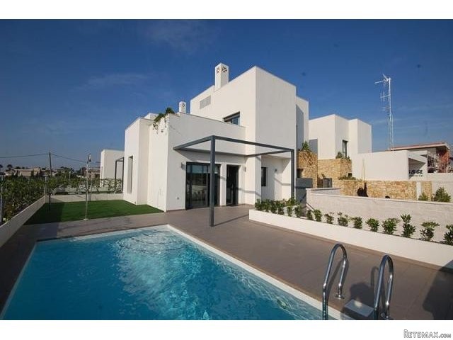 3 bedroom Villa For Sale: 3 Bed Villa..
