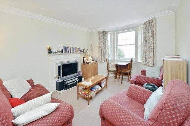1 Bedroom - Mansion - London - For Sale
