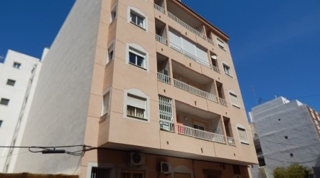 Resale · Apartment · Spain · Costa Bl..