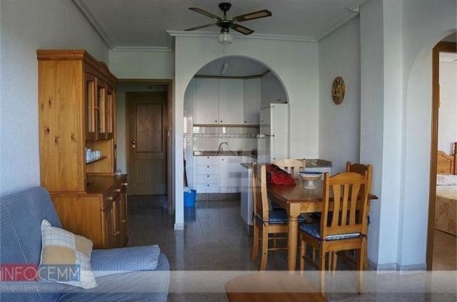 2 bedroom Apartment For Sale: 2nd.. - 2