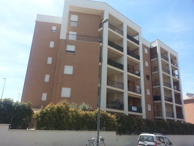 1 Bedroom - Apartment - For Sale