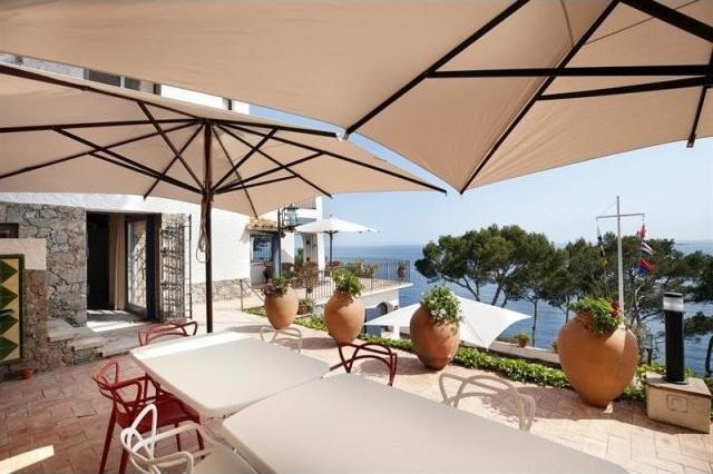 8 bedroom Detached House For Sale:..
