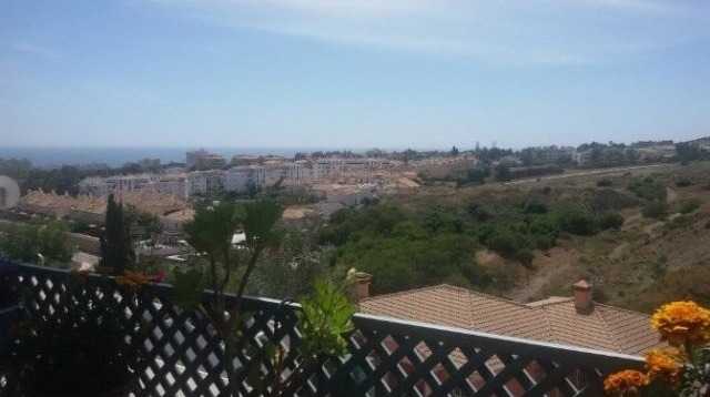 3 Bed Town House for sale in Calahonda