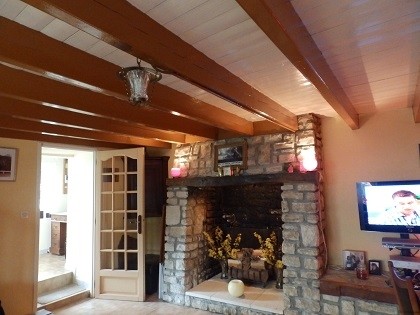 Pretty stone property - 2