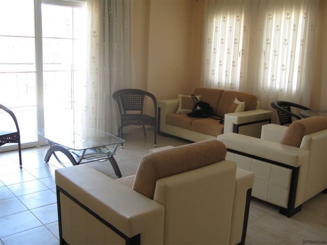 Long Beach Apartment - 2