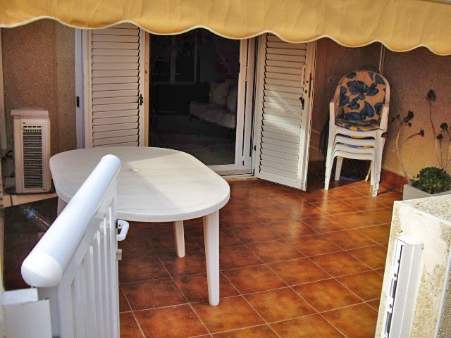 2 Bed Townhouse with Communal pool