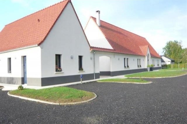 4 bedroom House For Sale: 62000 SECTEUR..