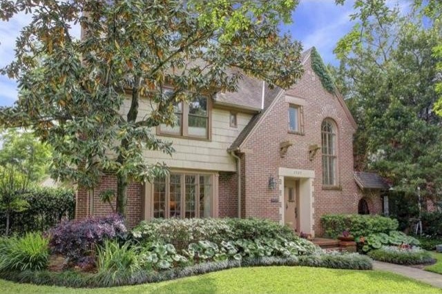 3 bedroom Apartment For Sale: 1707..