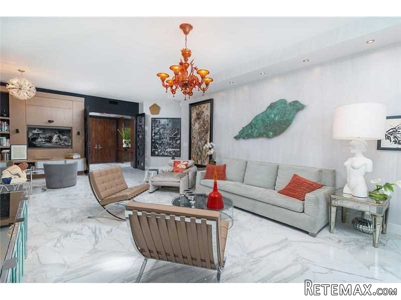 2 bedroom Flat For Sale: 16051 COLLINS.. - 2