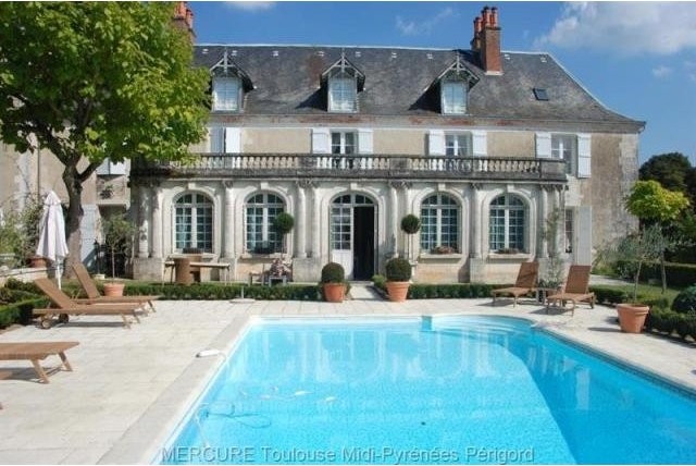 9 bedroom Castle For Sale: 24640.. - 2
