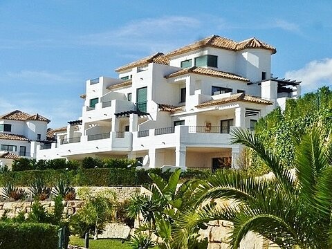 Luxurious 1 Bed apartment now..